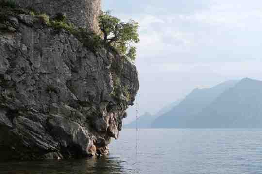 lake in italy.00b13b28