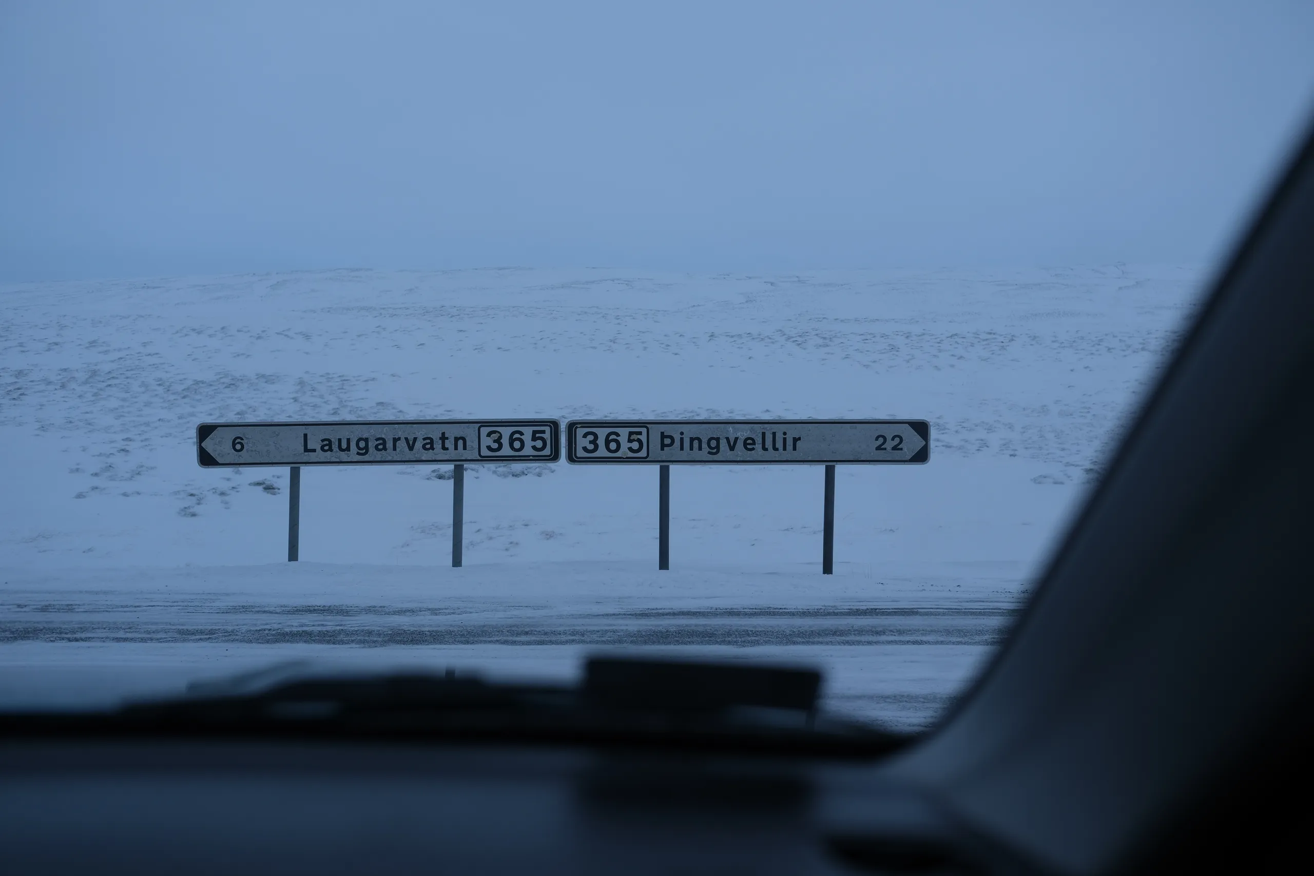 road sign in iceland.fe507b17