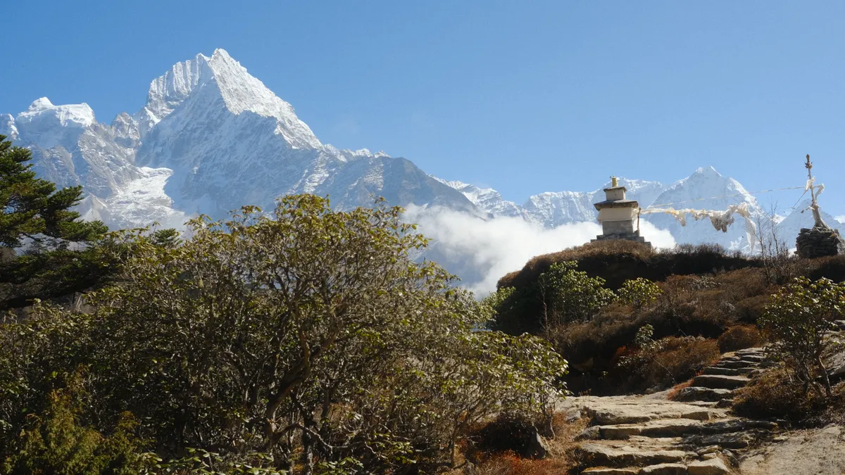 Stupa with a view